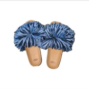 UGG Cindy Yarn Pom Fringe Sandal Flat Slide in Blue Size 9